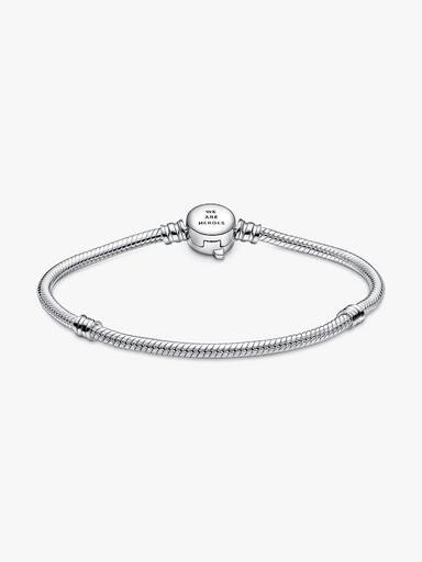 Pandora Moments Snake Chain Armband met Marvel The Avengers Logo Sluiting