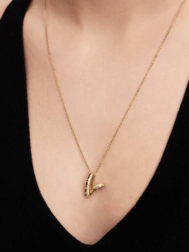 Collier à Pendentif Cœur Serti de Pierres de Forme Organique