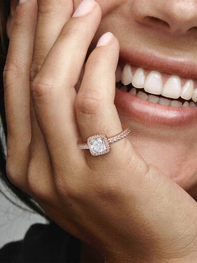 Bague Halo Scintillant Carré