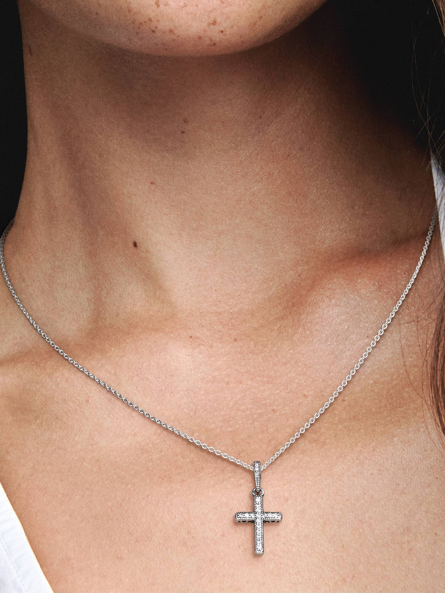Pendentif Croix Scintillante