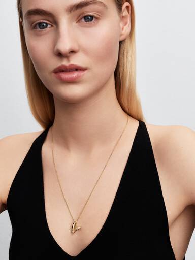 Collier à Pendentif Cœur Serti de Pierres de Forme Organique