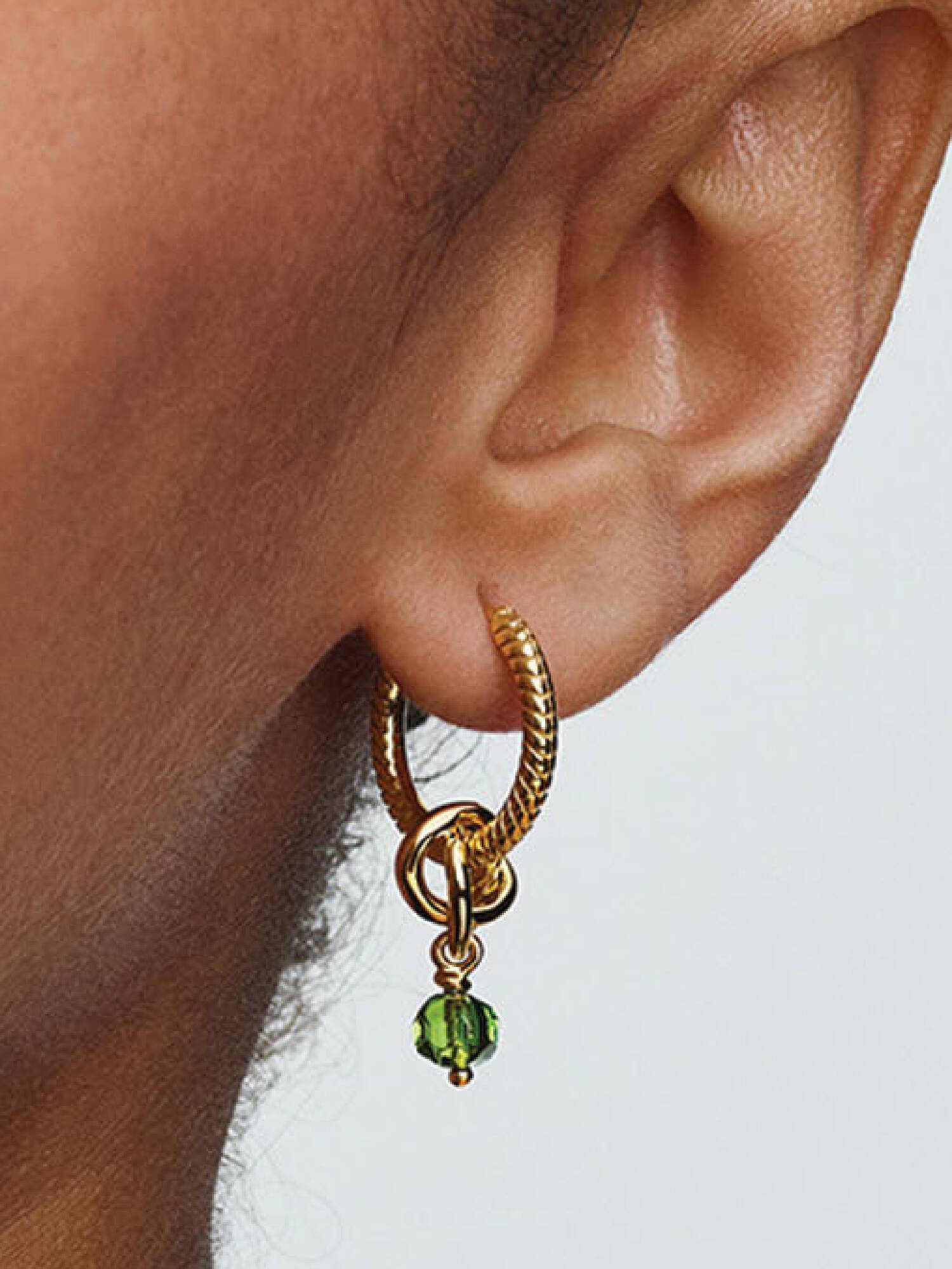 Août Charm Pendant Cercle de l'Éternité Vert Printanier Facetté