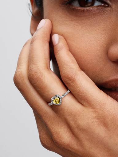 Bague Cœur Surélevé Scintillant