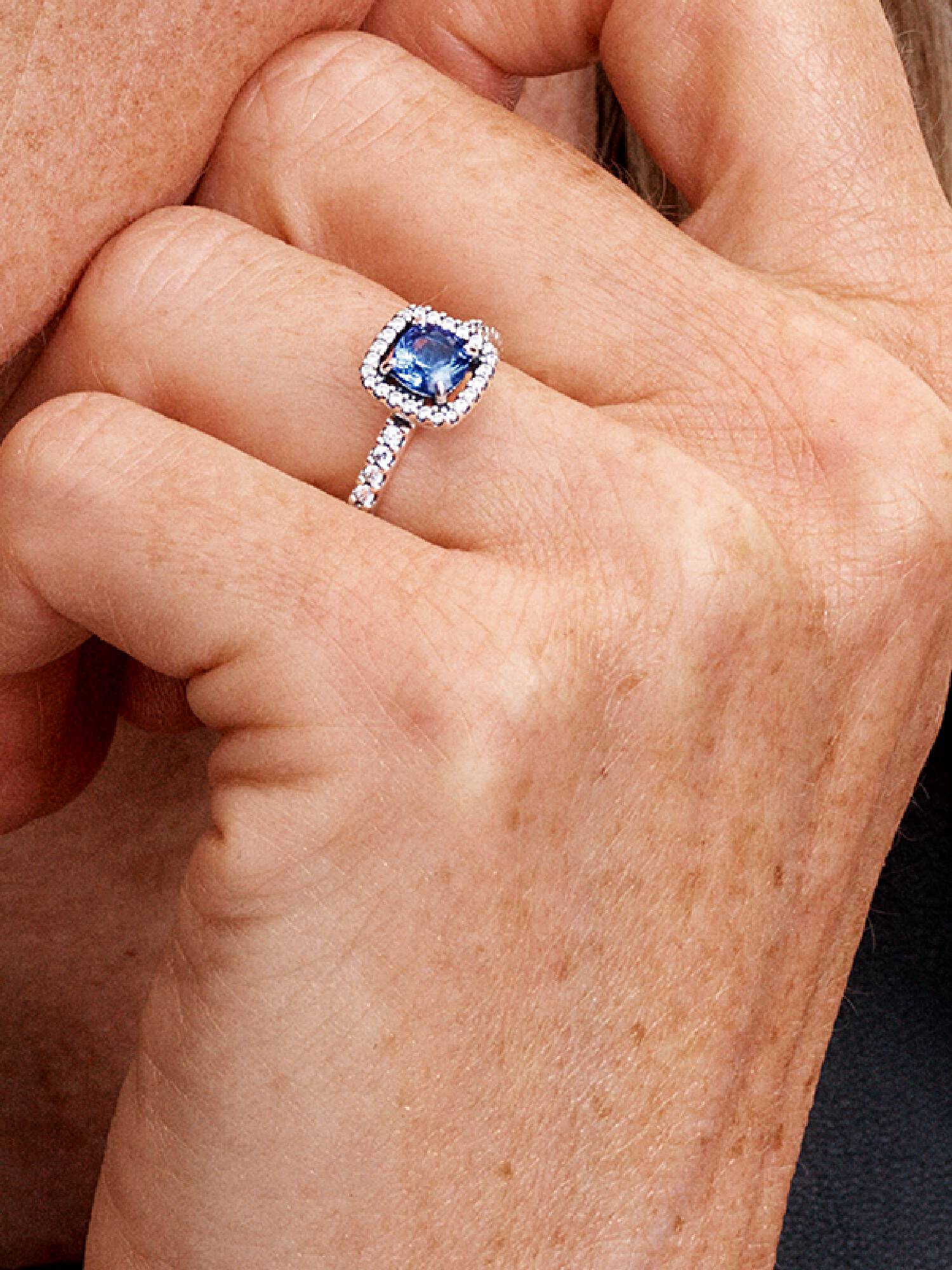 Bague Halo Bleu Carré Scintillant