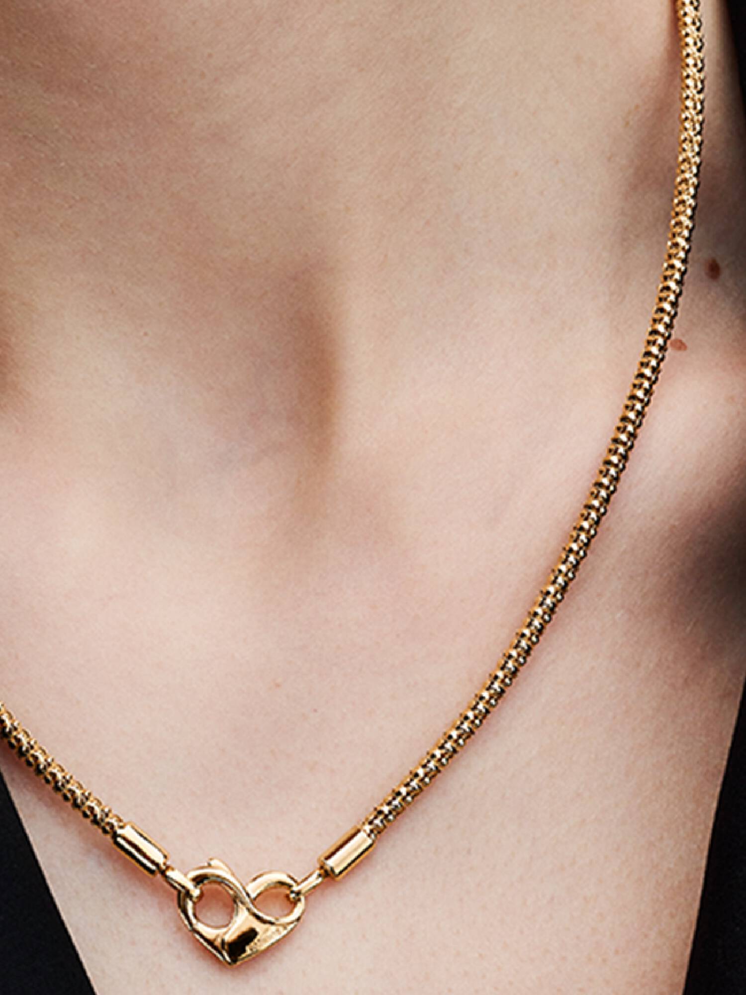Collier Chaîne Cloutée