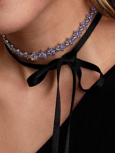 Bridgerton Herbarium en Bij Choker