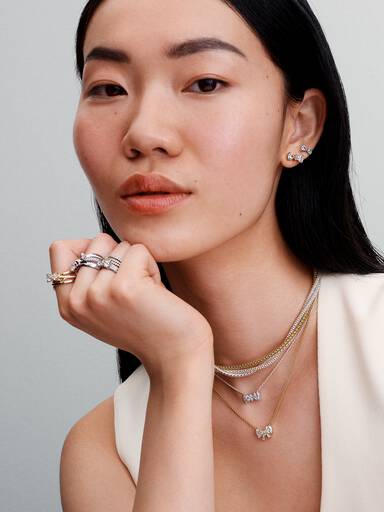 Collier Nœud Scintillant