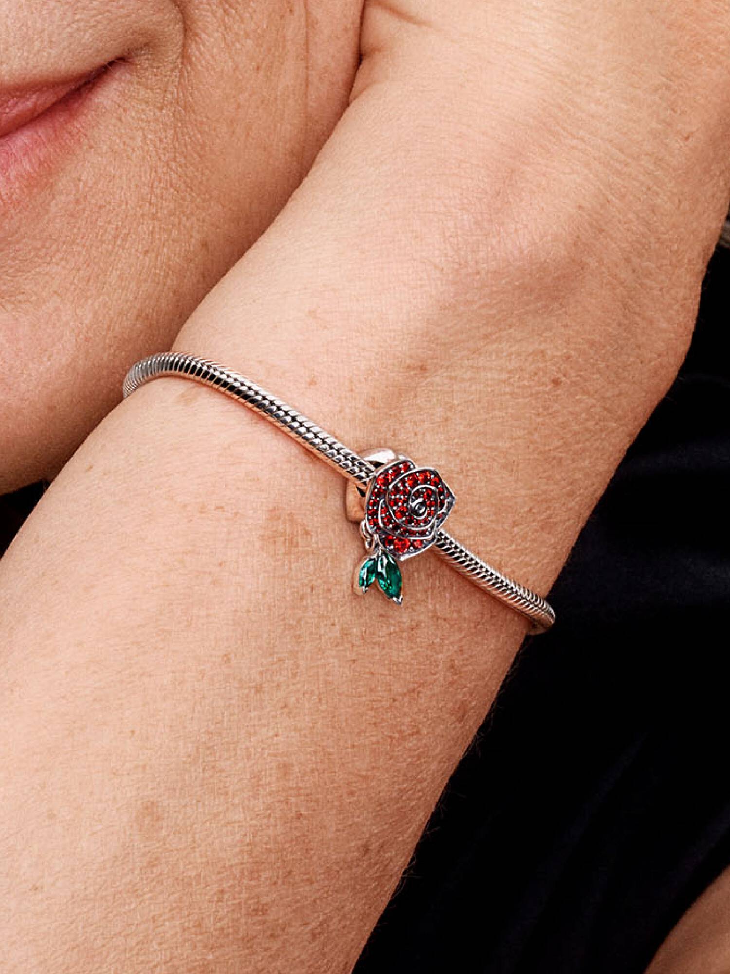 Charm Rose en Fleur Scintillante