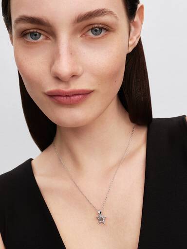 Collier à Pendentif Ajouré Étoile Scintillante
