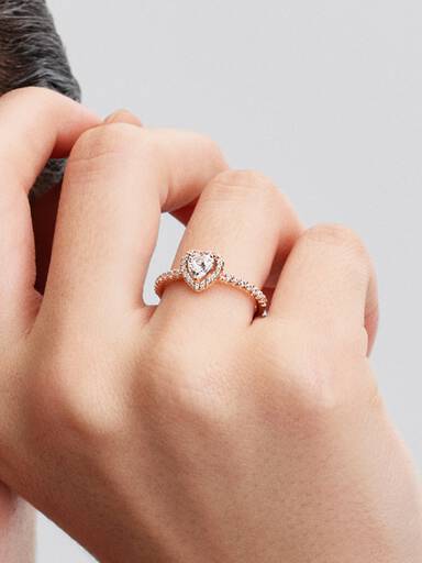 Bague Cœur Surélevé Scintillant