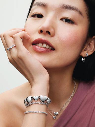 Eternity-ring met hartenrij
