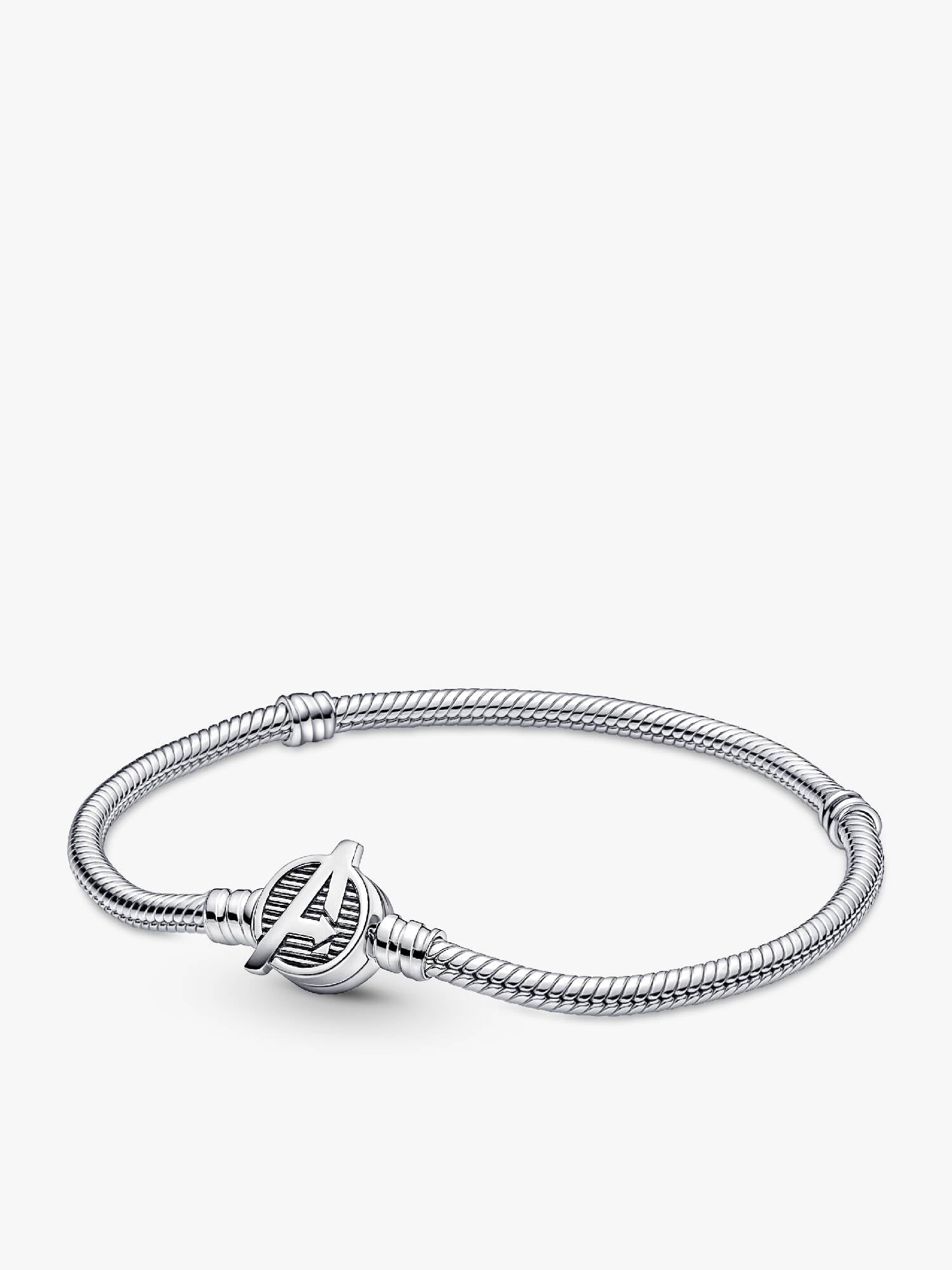 Pandora Moments Snake Chain Armband met Marvel The Avengers Logo Sluiting