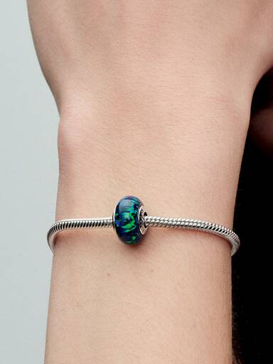 Charm Vert Opalescent