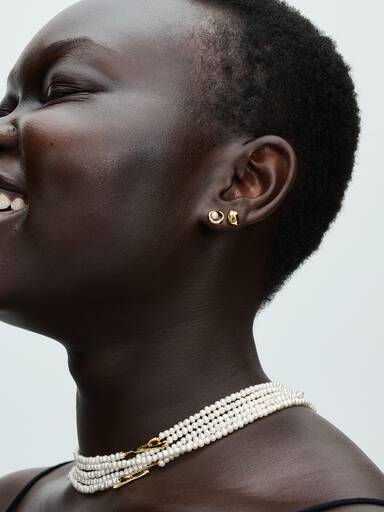 Clous d’Oreilles Ovale de Forme Organique & Perle de Culture d'Eau Douce Traitée