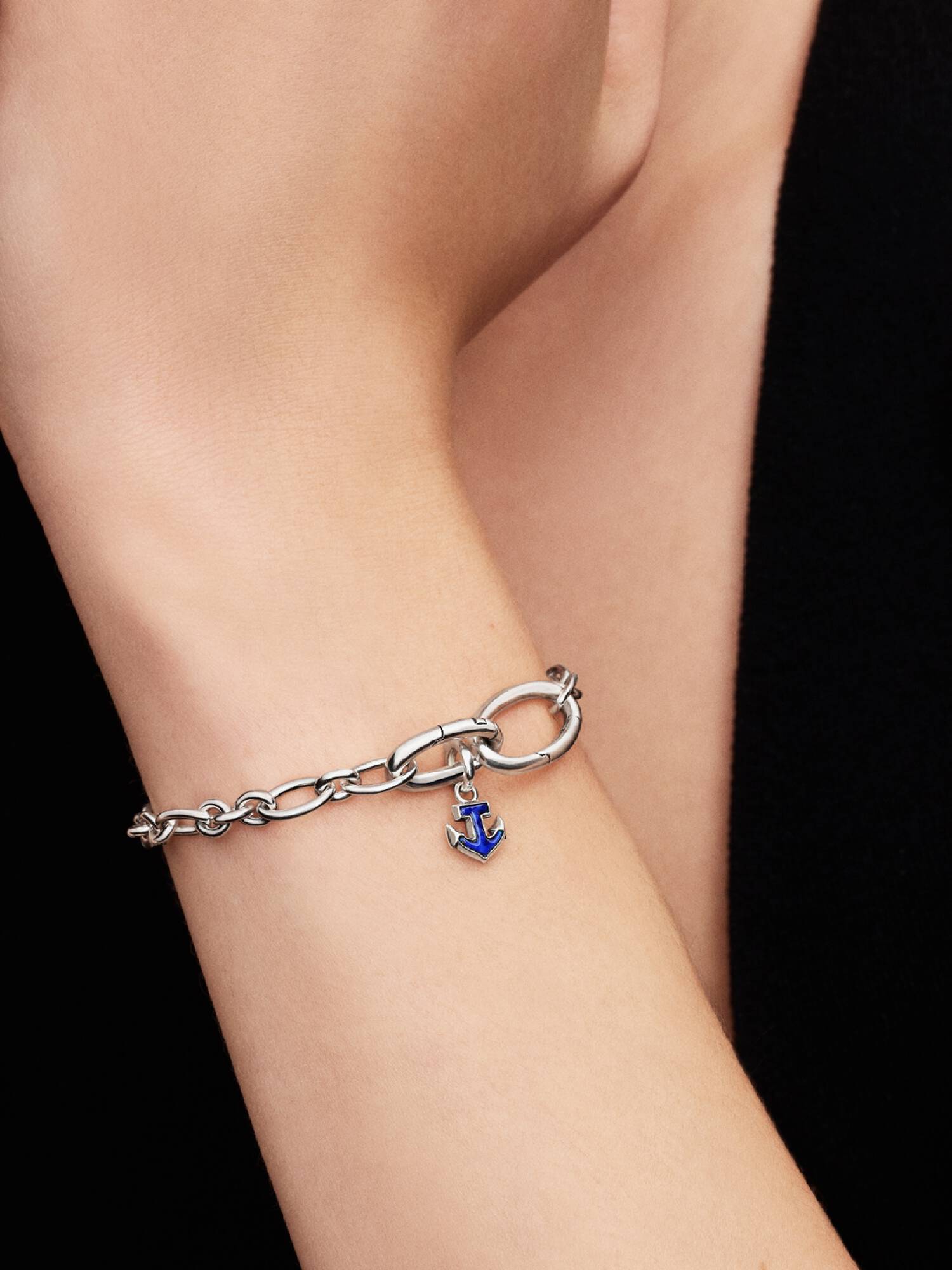 Mini Charm Pendant Ancre Bleue