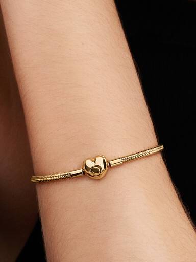 Pandora Moments Snake Chain-armband met hartsluiting
