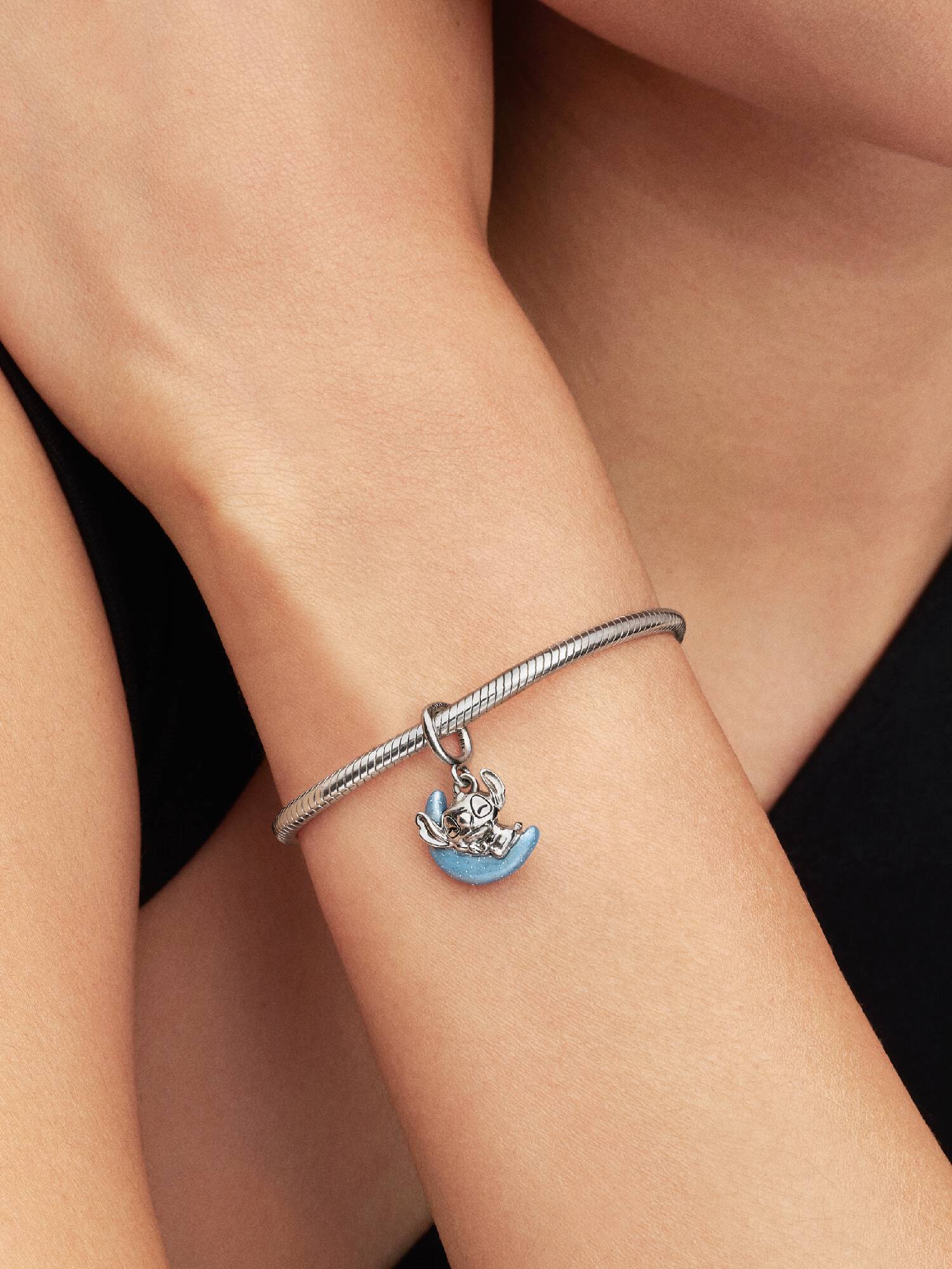 Charm Pendant Disney Stitch Lune Phosphorescente