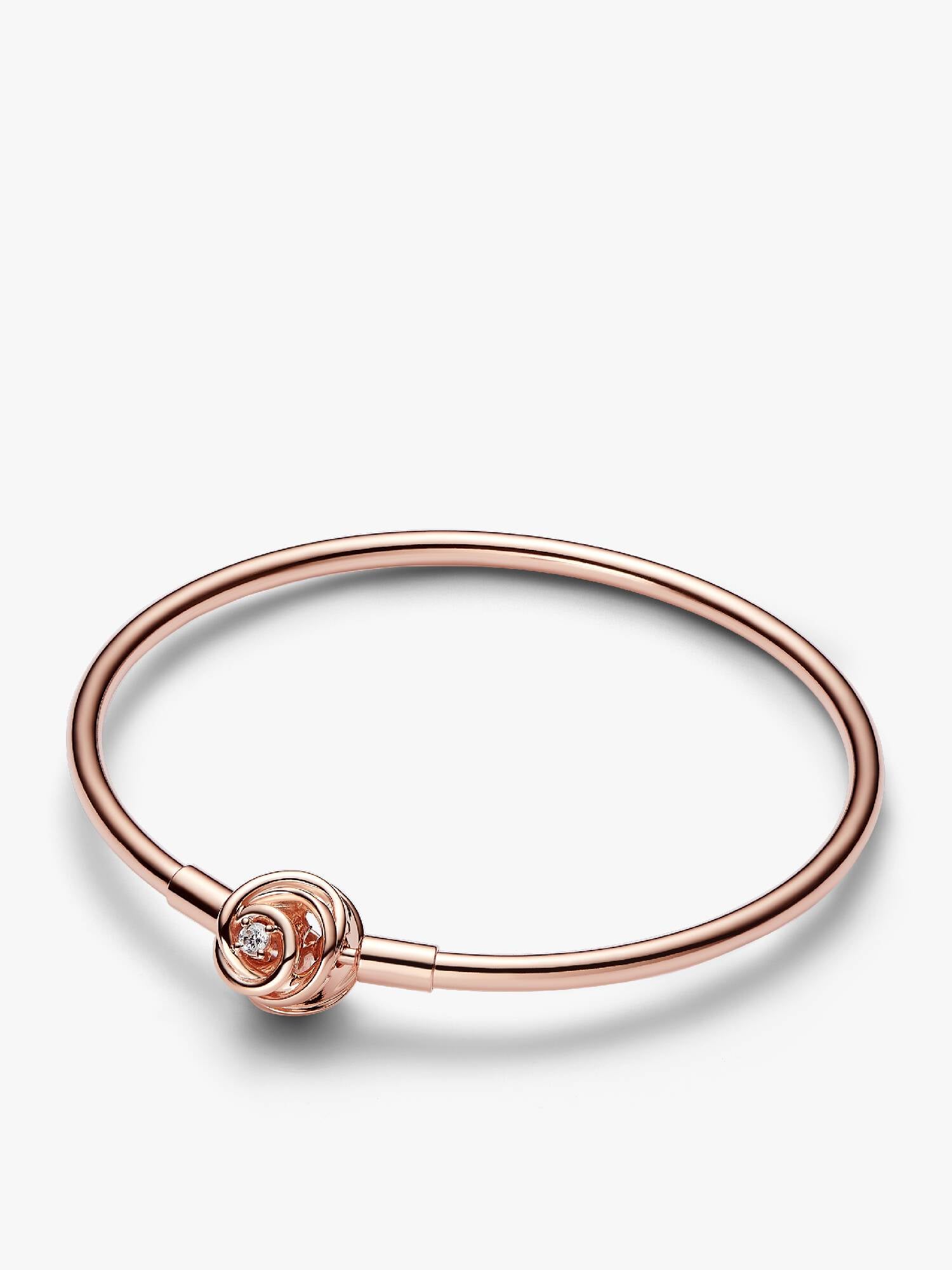 Bangle met omcirkelde sluiting
