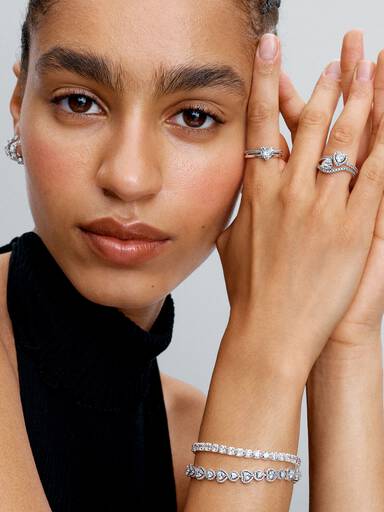 Golvend Pavé Hart Ring
