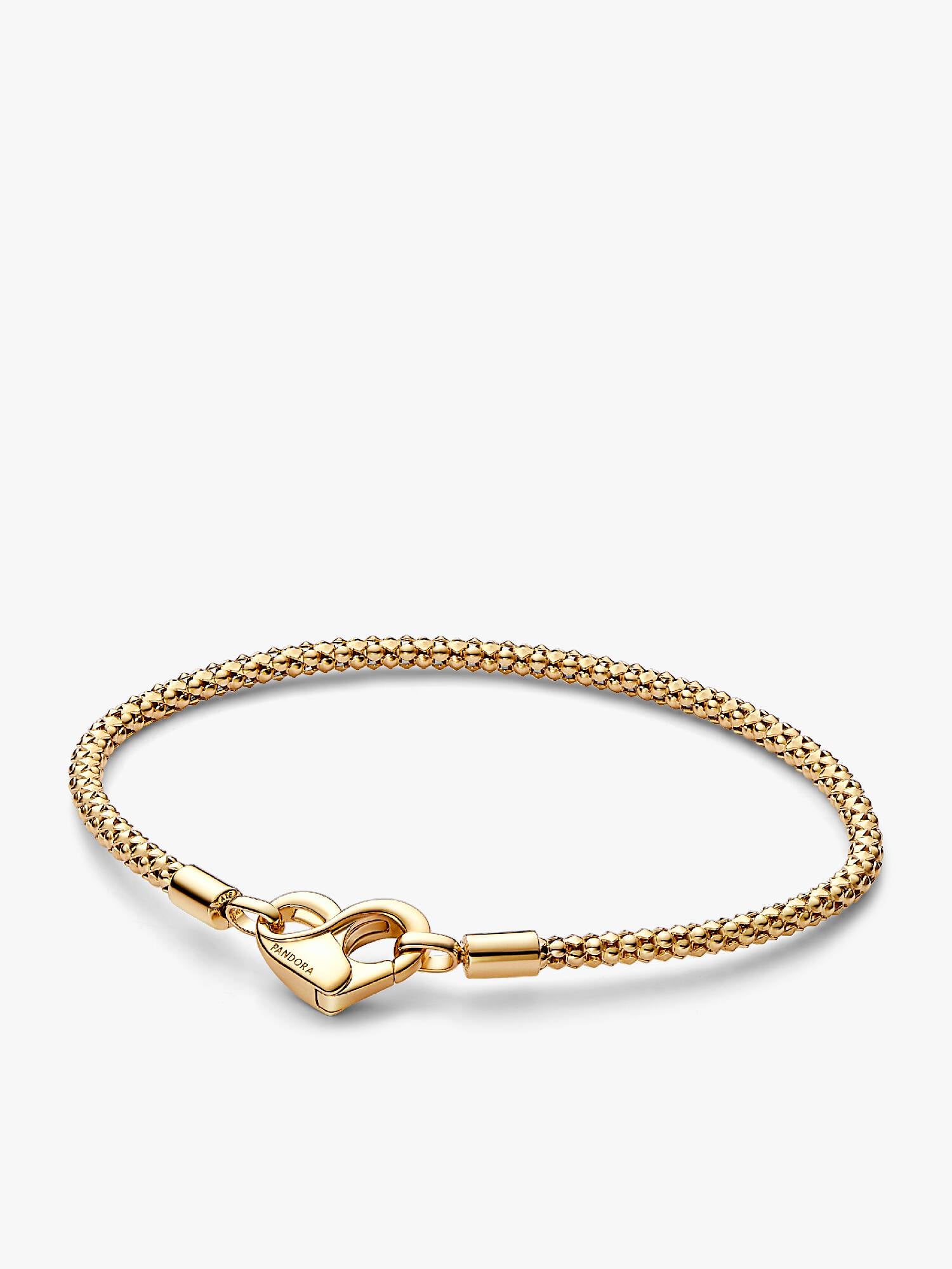 Studded chain-armband