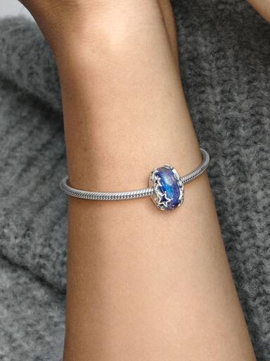 Charm en Verre de Murano Bleu Galaxie & Étoile