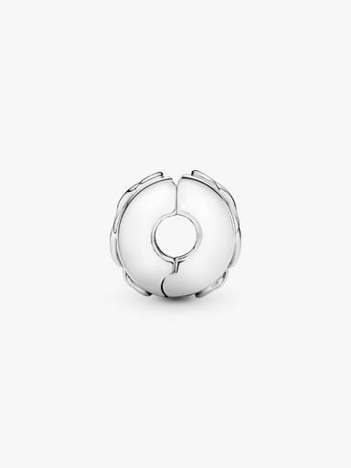 Knotted Hearts Clip Bedel