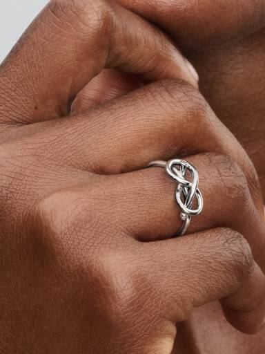 Bague Nœud de l'Infini