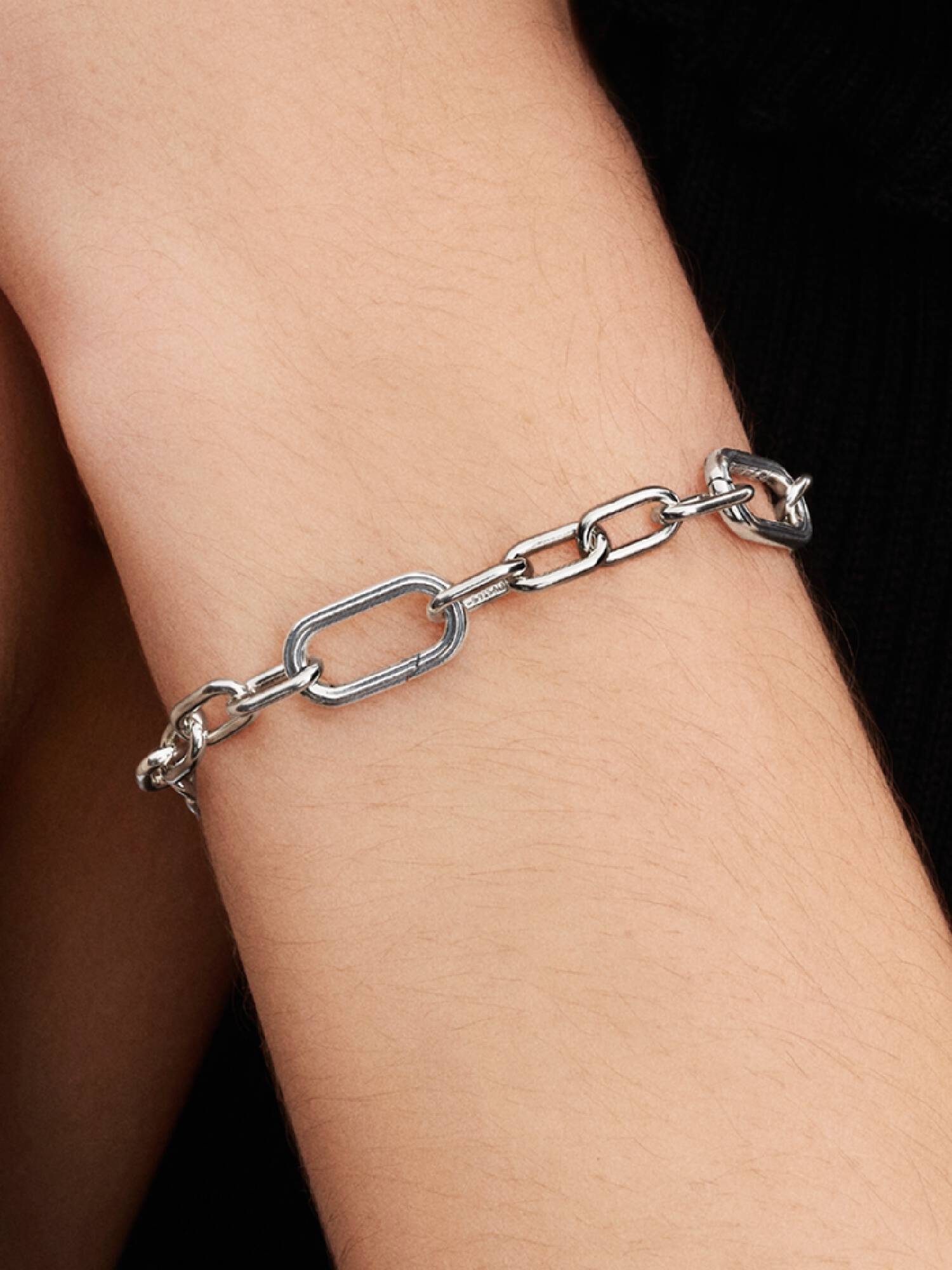 Schakelarmband met kleine schakels